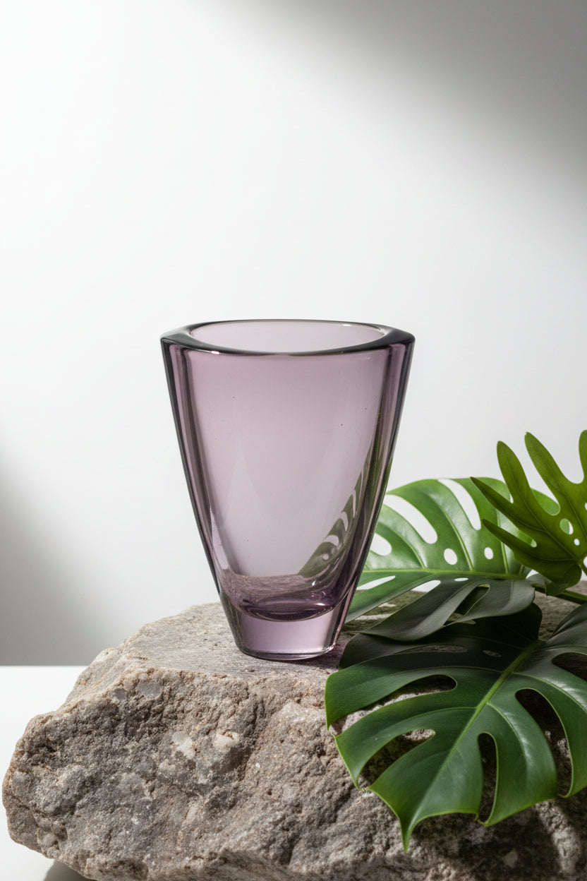 Riihimäen Lasi, Finland. Amethyst Glass Vase -1970s-
