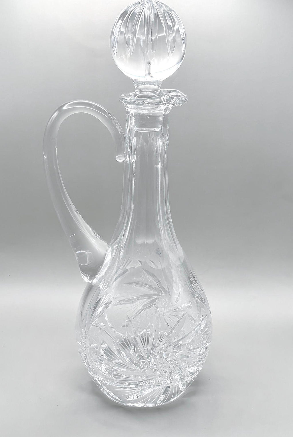 IRENA, Vintage Bohemian, Cut Lead Crystal Decanter with Starburst Pattern, 34 cm