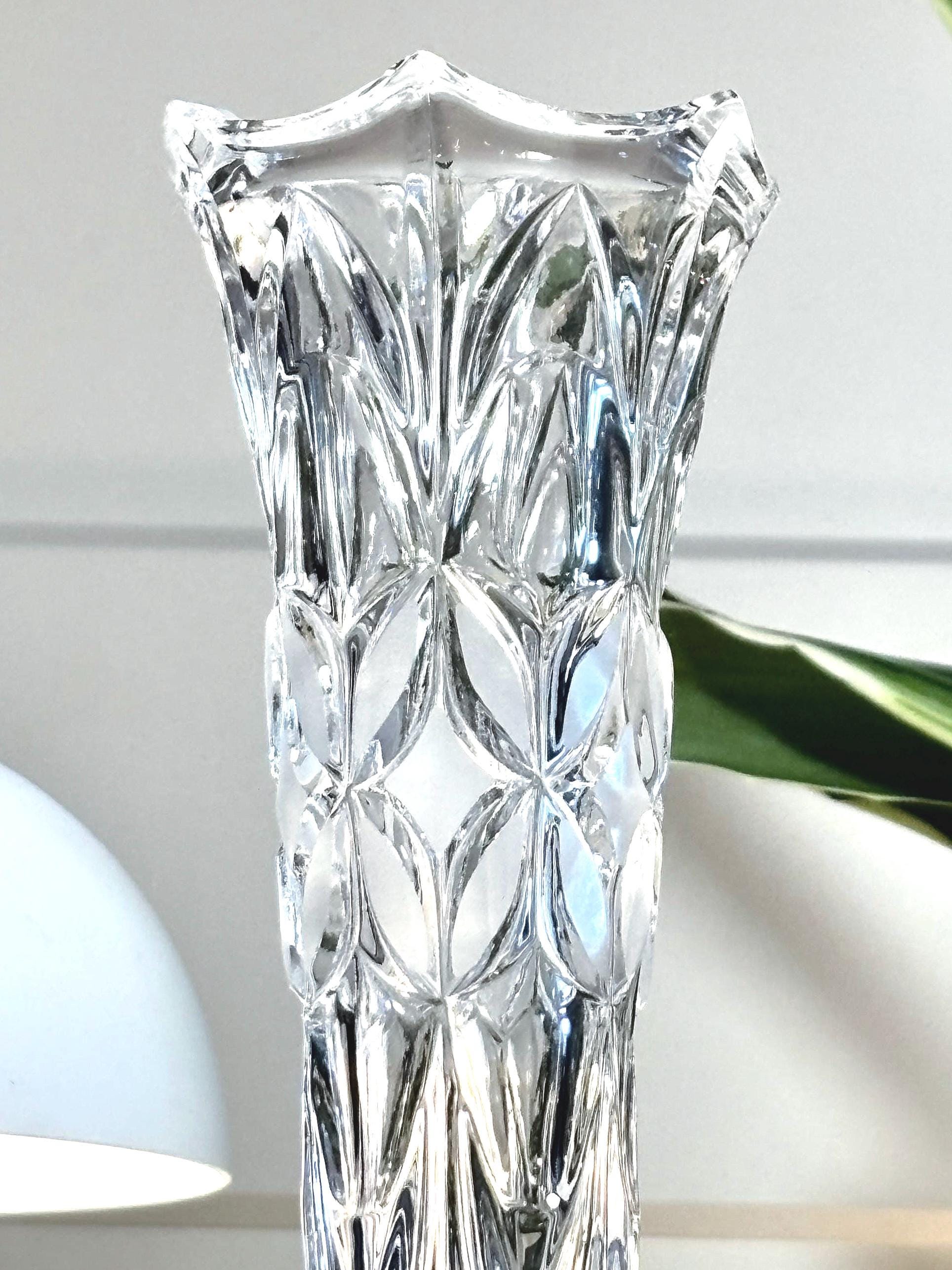 Bohemian Cut Crystal Bud Vase, Tall Geometric Floral Decoration 24cm
